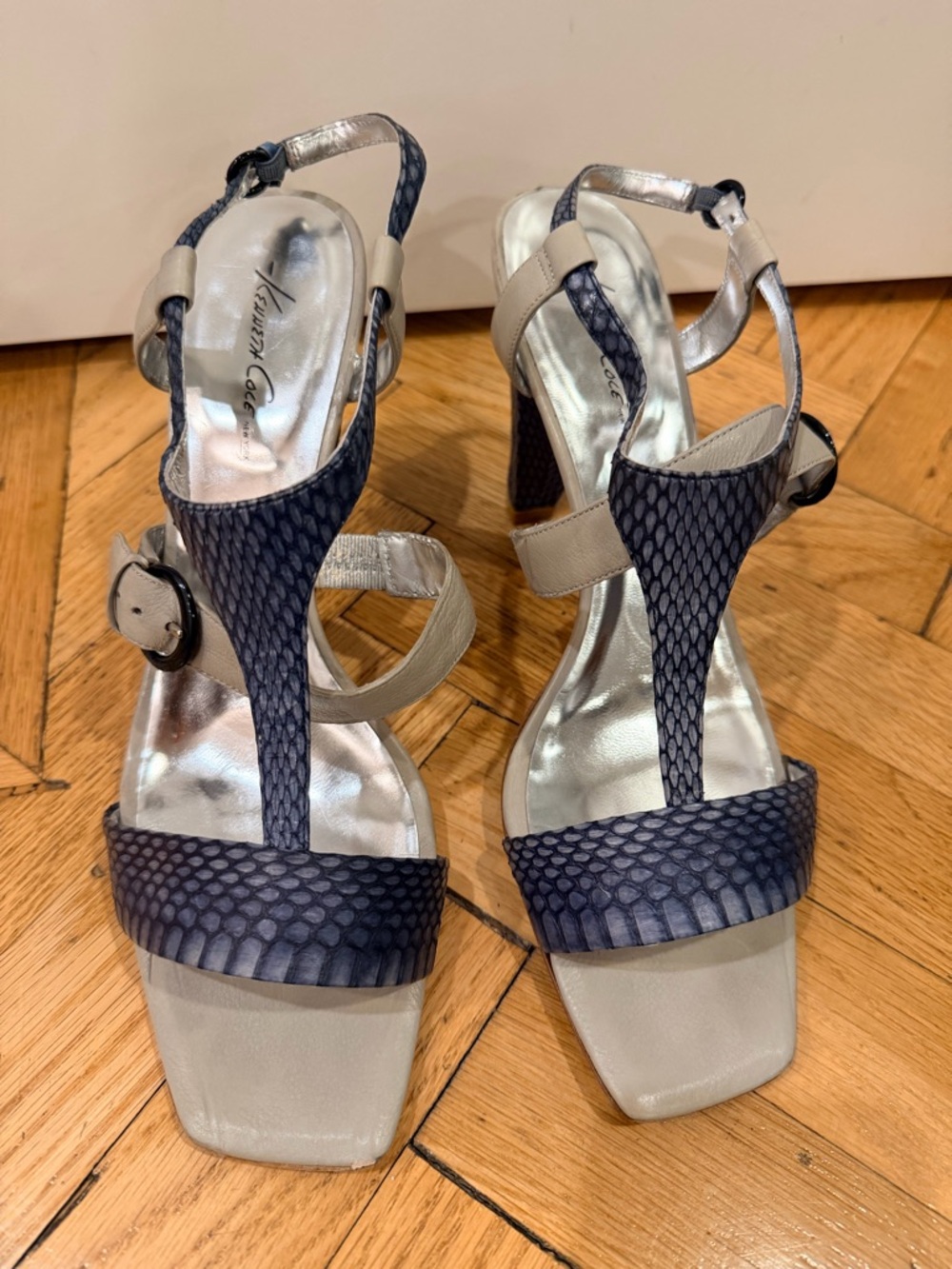Kenneth Cole Textured Leather Heel Sandals Size 11 – Blue/Neutral, 4” Heel